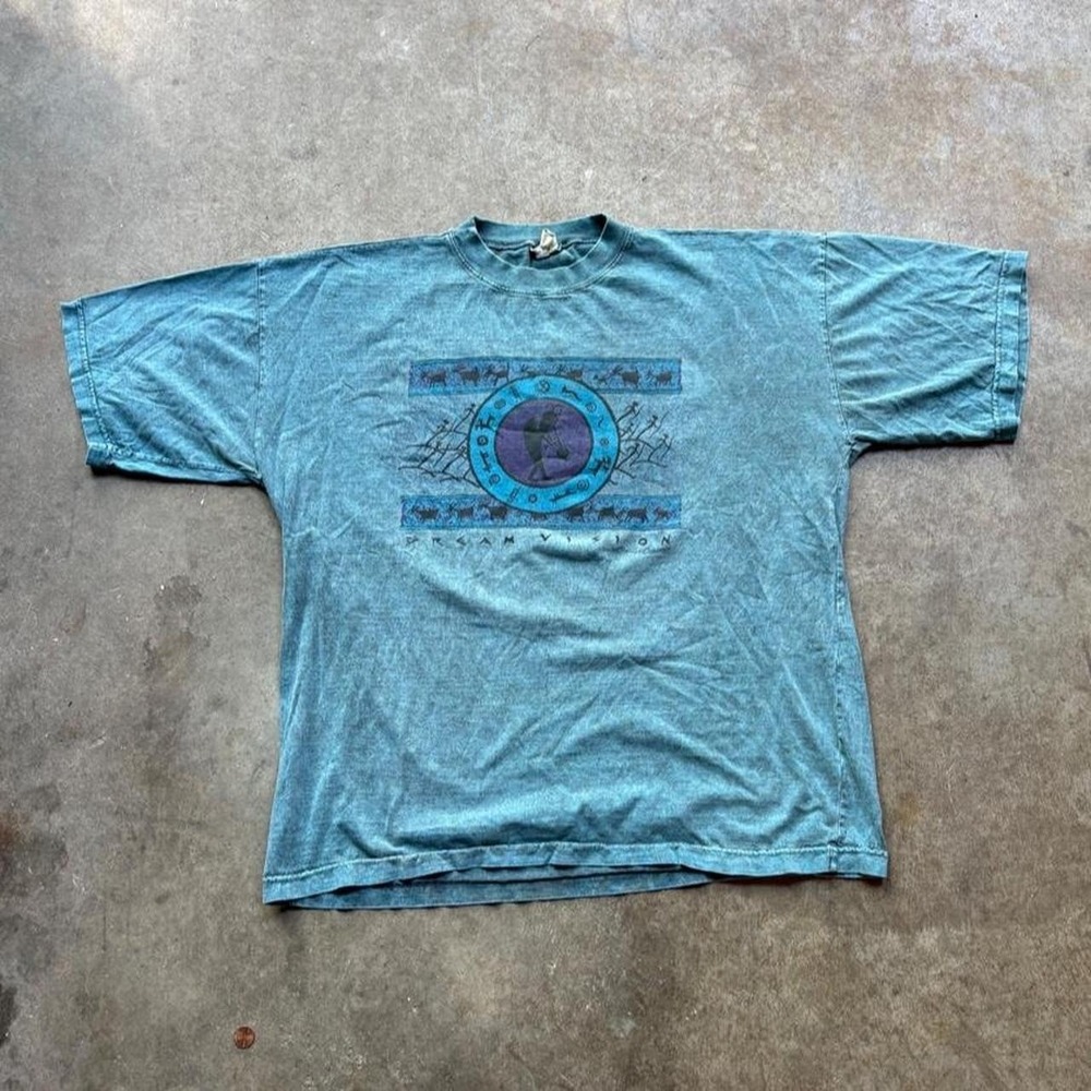 Vintage 90s blue Native American tee   Size mens XL
